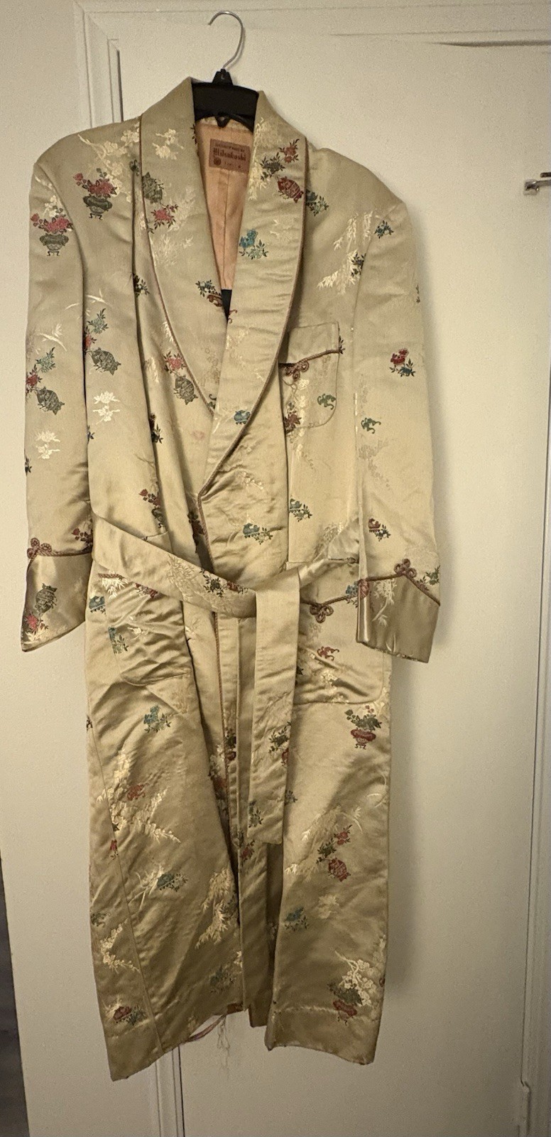 Mitsukoshi Tokyo Floral Satin Robe w/ Belt, Beige Multicolor