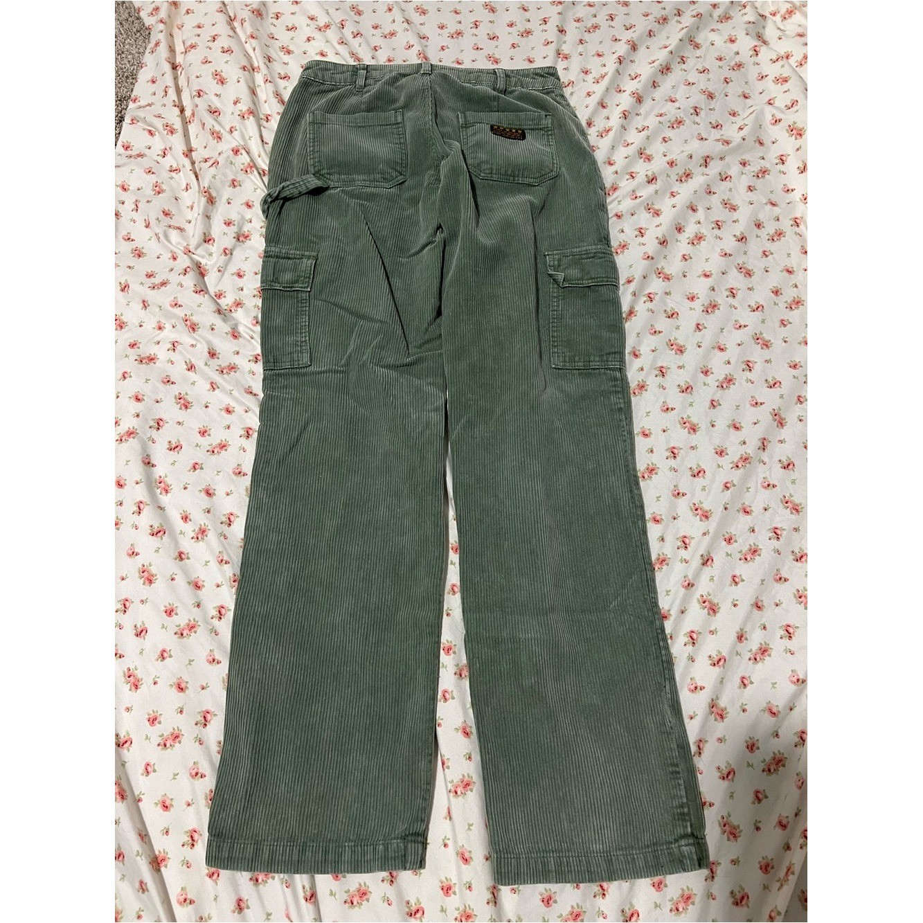 vintage green corduroy low rise baggy cargo pants