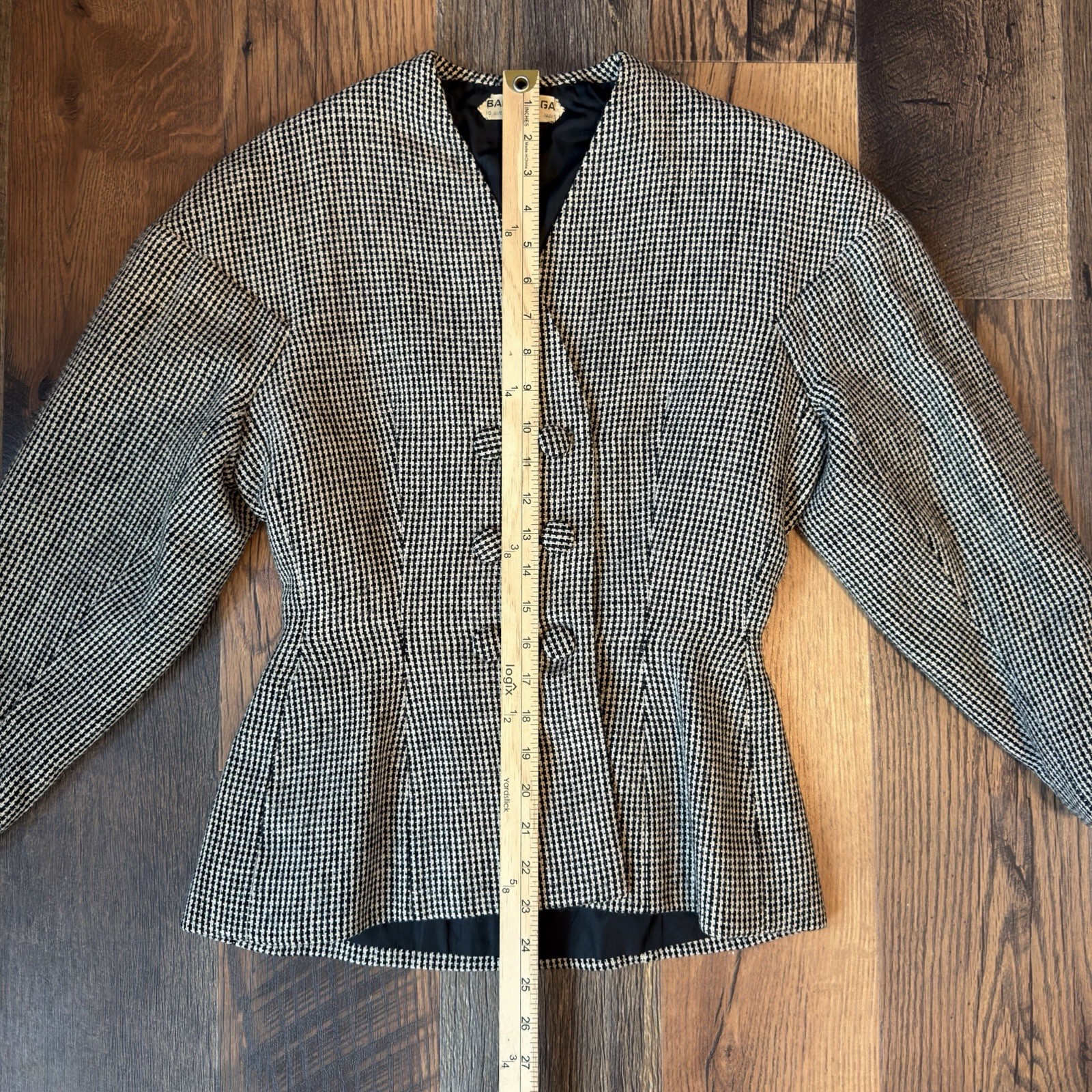 VTG Balenciaga 10 Avenue George V Numbered 3-Piece Houndstooth Suit with Capelet