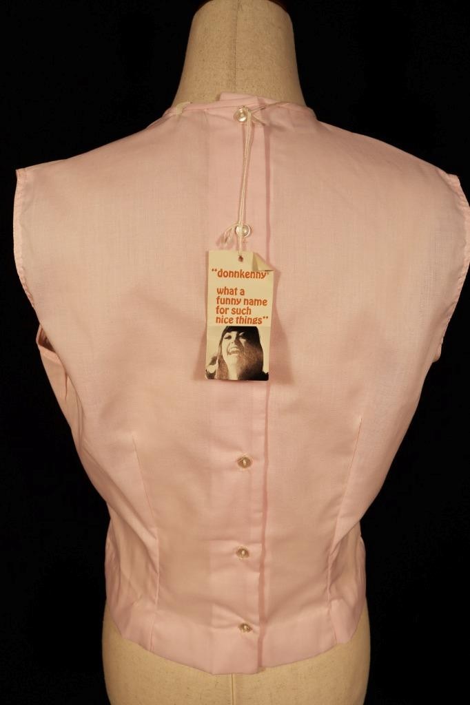 Vintage Deadstock 1960’s Pink Poly Blouse Size 40″ Bust Excellent Condition