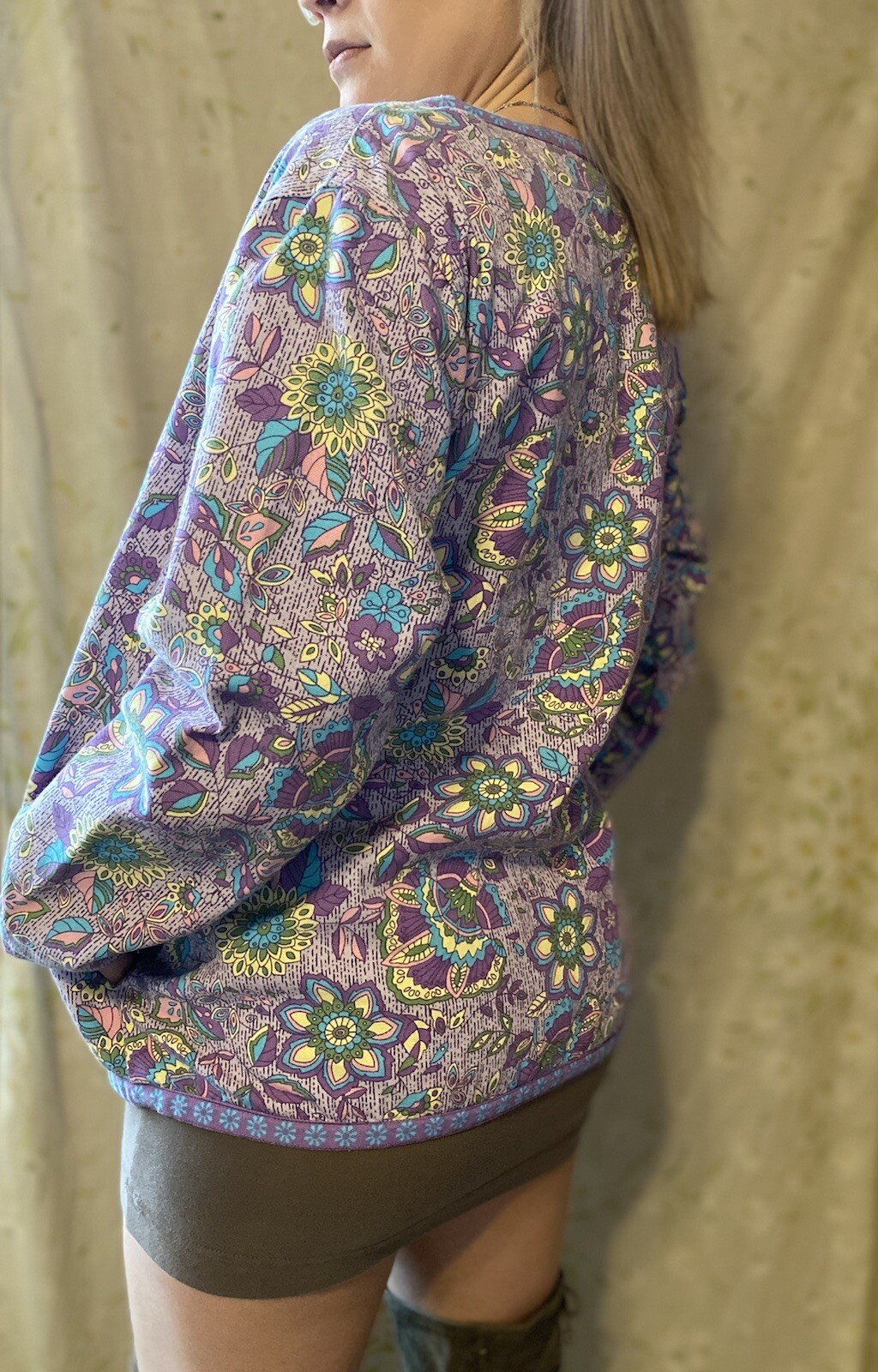 80’s Vintage Tudor Court Floral Vibrant Pastel Purple Tapestry Jacket Cardigan