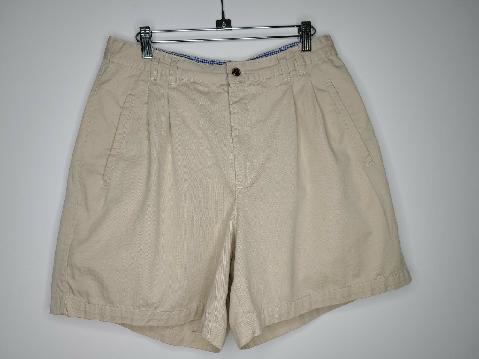 Vintage Bugle Boy Womens Shorts Khaki High Waist Mom Shorts 6″ Inseam Size 14