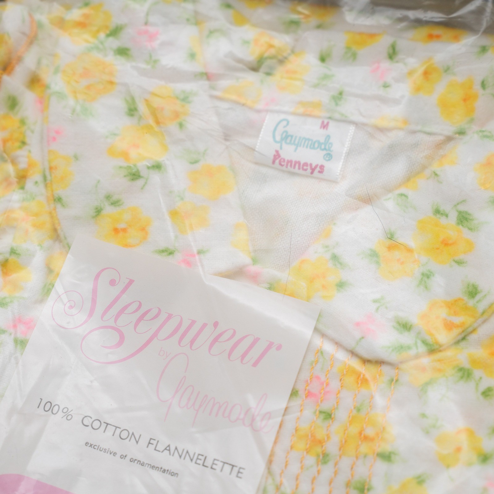 Deadstock New In Orginal Box 40s 50s Penneys Gaymode Sleepwear Floral Print Med
