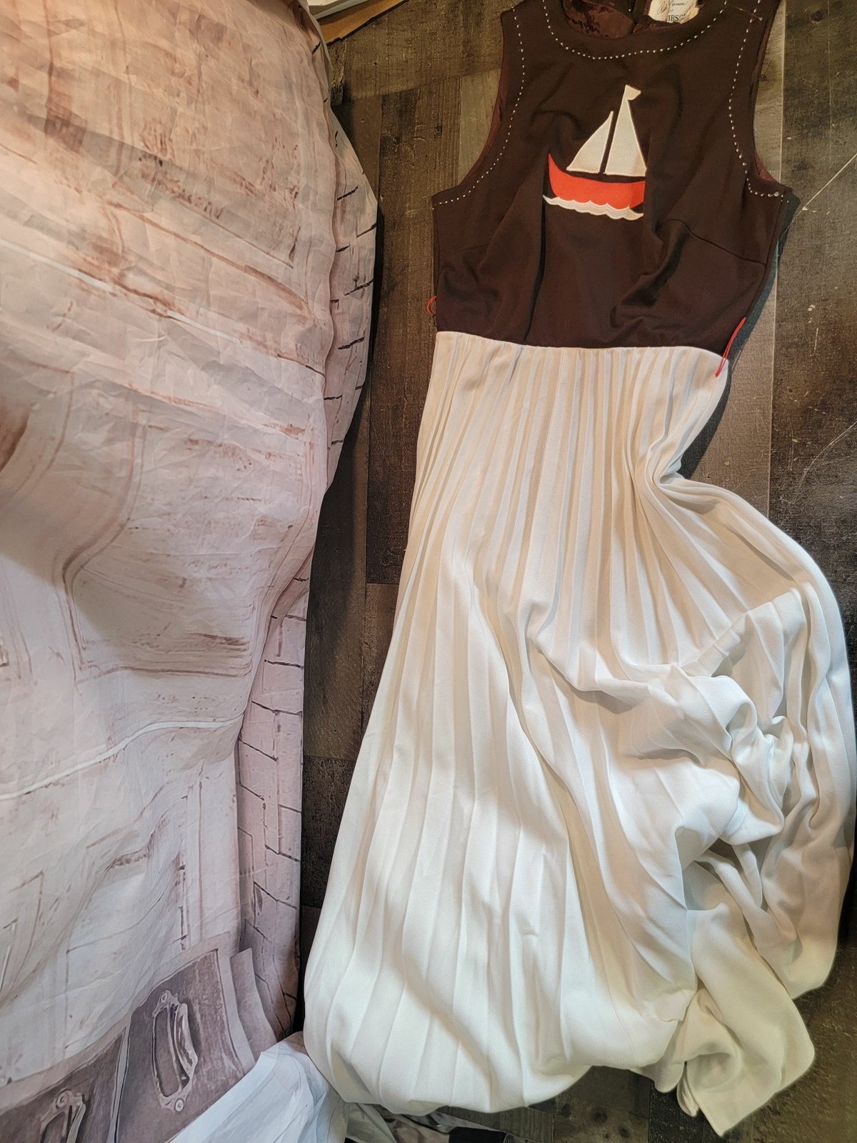 Vintage Ruth Norman Gay Gibson white brown Sailing Boat dress