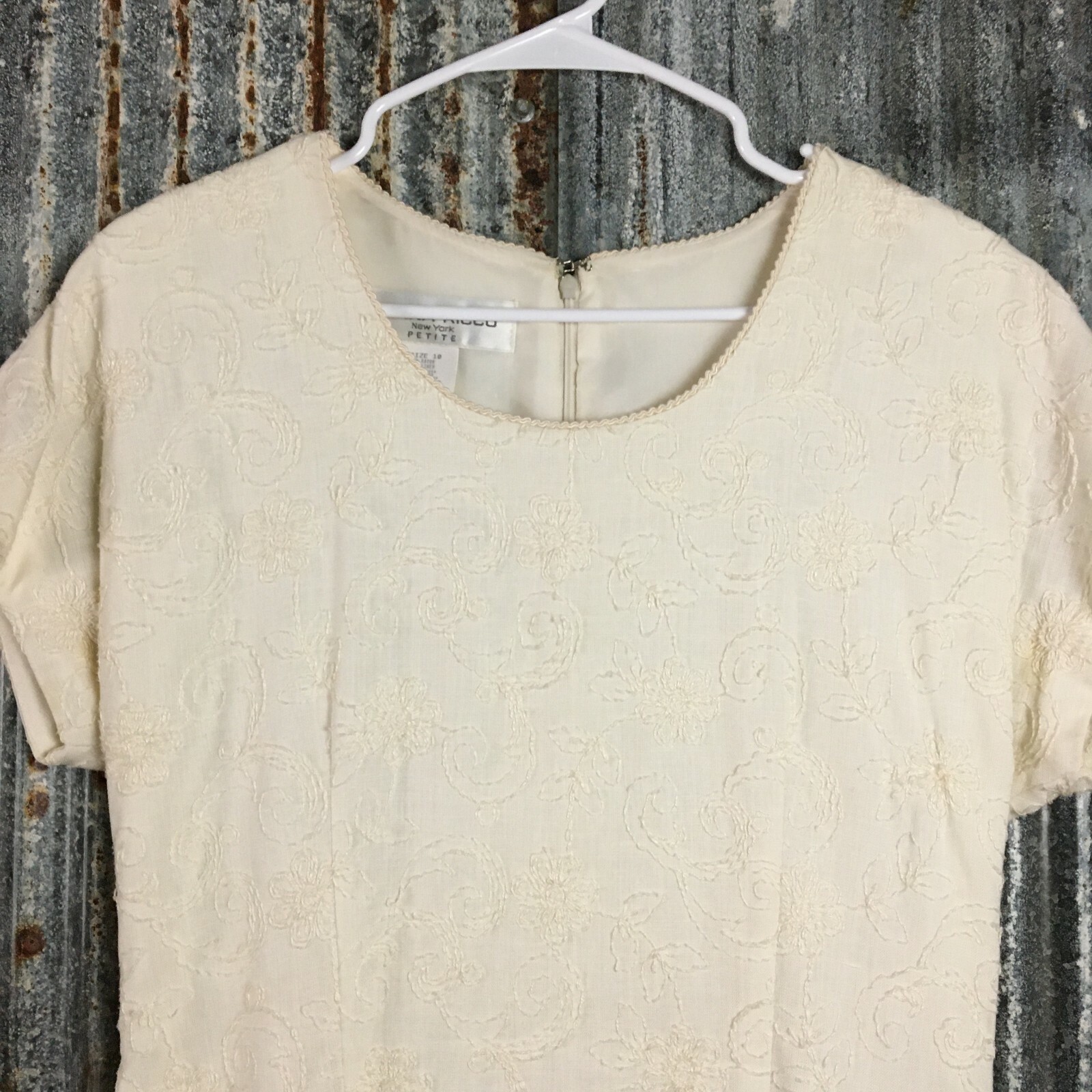 Donna Ricco Dress Womens 10 Sheath Embroidered Drop Waist Off-White Molly Ringwa