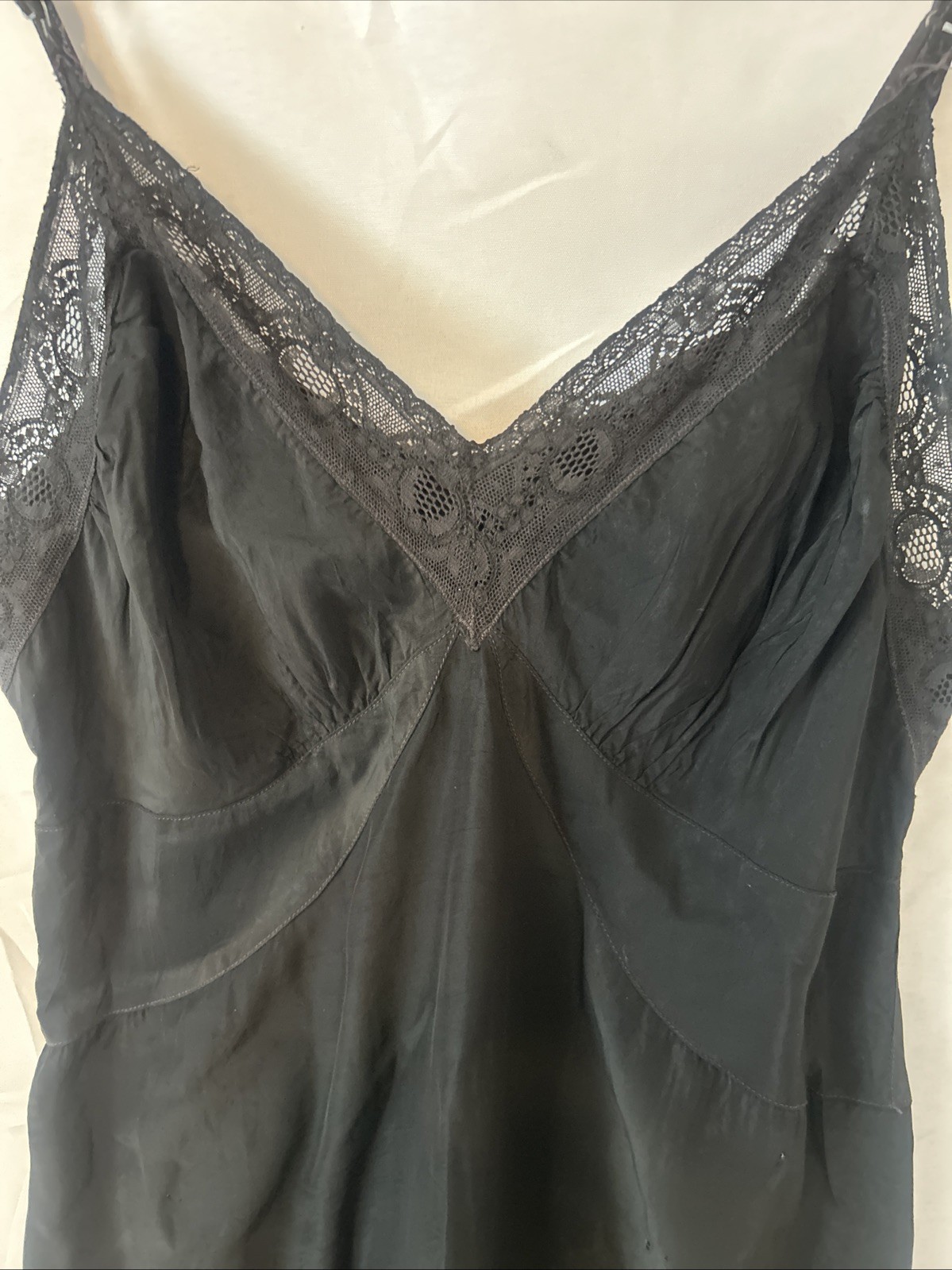Vintage 1940/50’s Miss Elaine Precisionals Liquid Rayon Tricot in Black Size-S