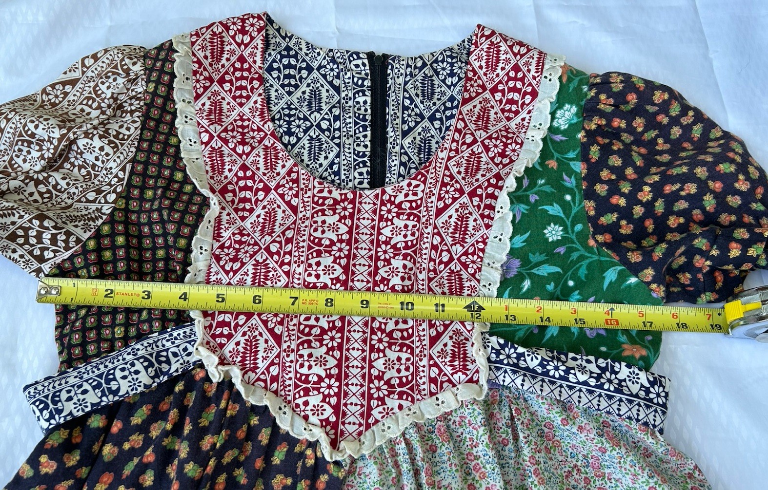 Vtg 1975 Boho Sm Blouse Pieced Quilt Patchwork Empire Waist Tie Back Eyelet yoke