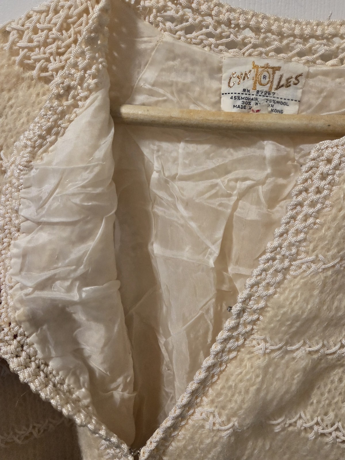 Beige Mohair Wool Cardigan Fully Lined by Cyn Les Hong Kong Vintage Size Large