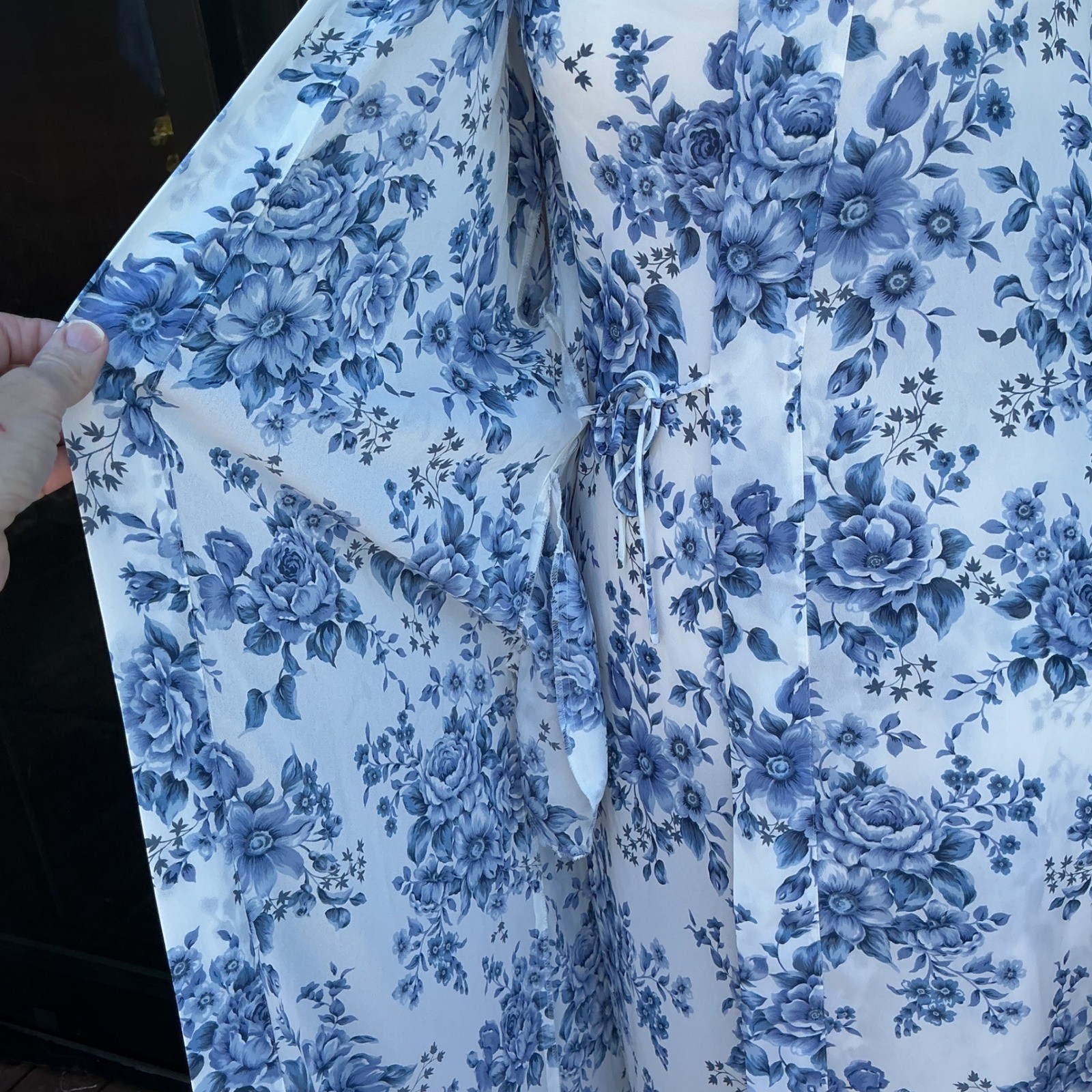 Victoria’s Secret Gold Label Blue White Floral Maxi Robe Slip Set Cottagecore