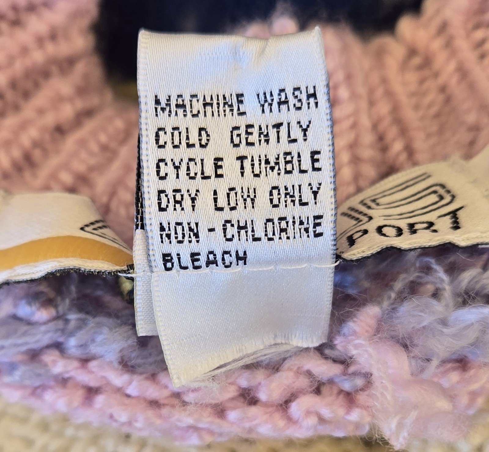1980s CHAUS SPORT Pastel Pink And Blue Chunky Knit Cardigan Sweater Size Medium