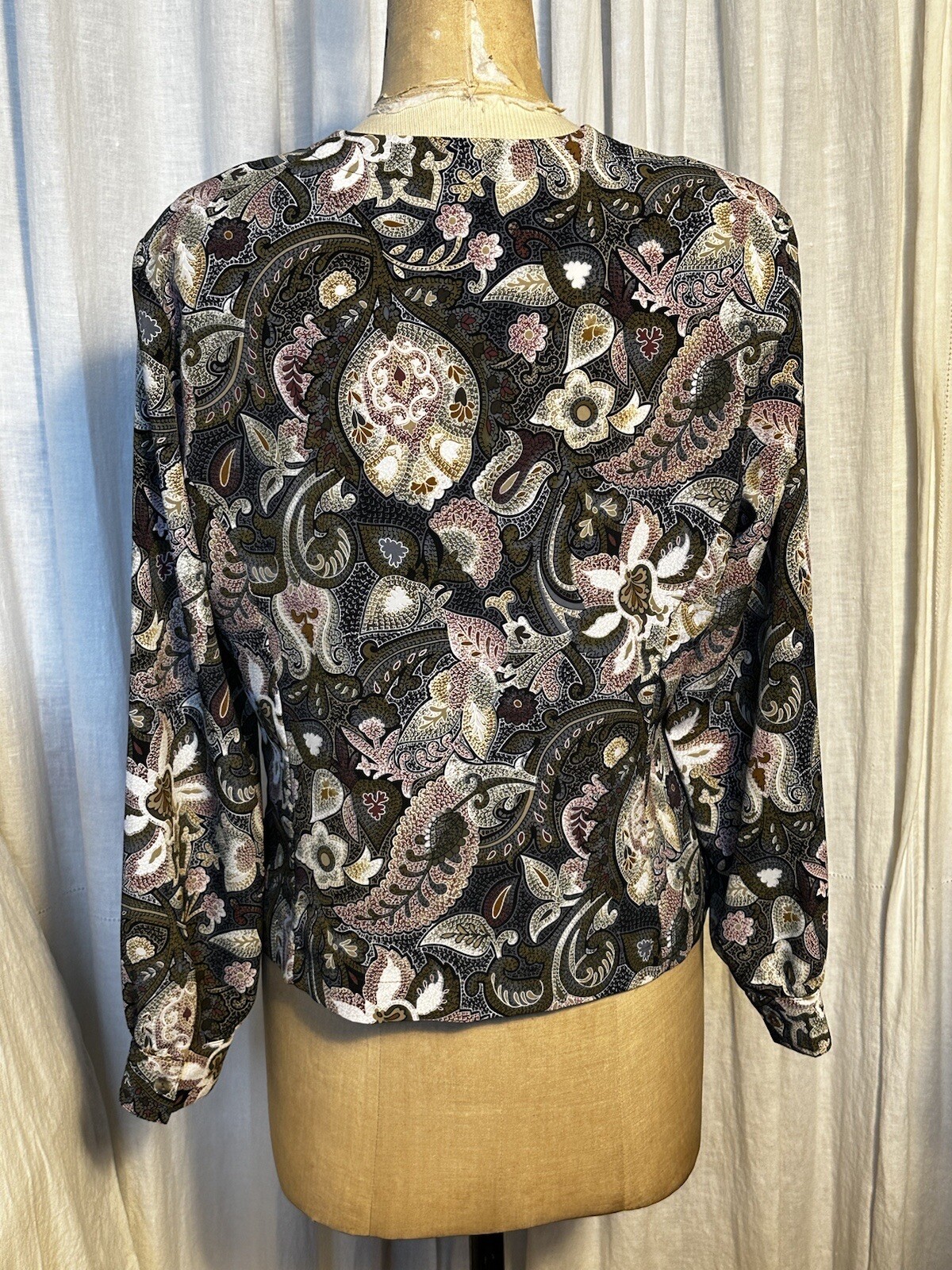 Vintage Bora Bora Women’s L Sleeve Floral Print Crepe Blouse Sz M Pre-owned