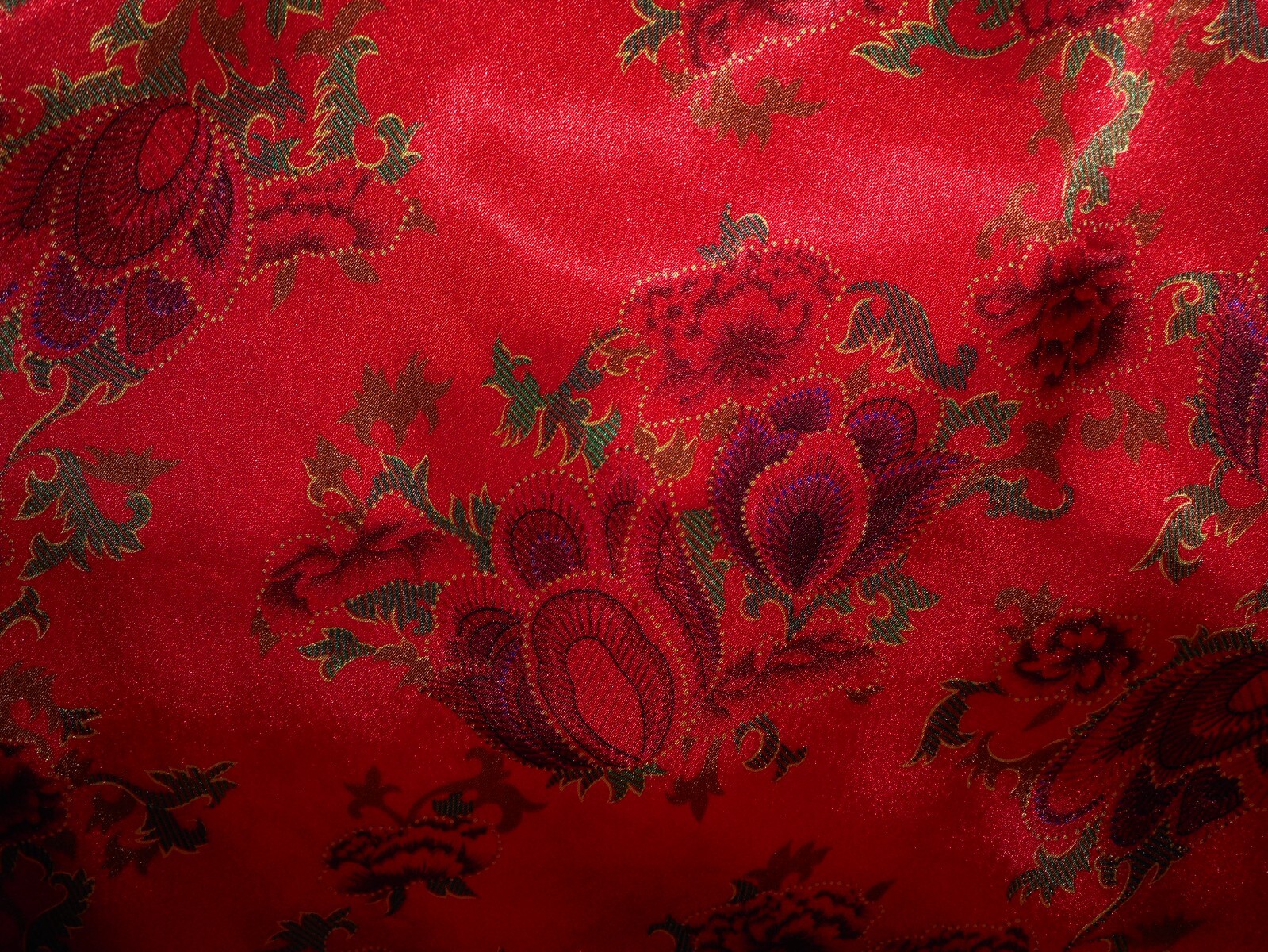 22/24 Robe Glossy Red Satin Kimono Art Nouveau Solange NOS