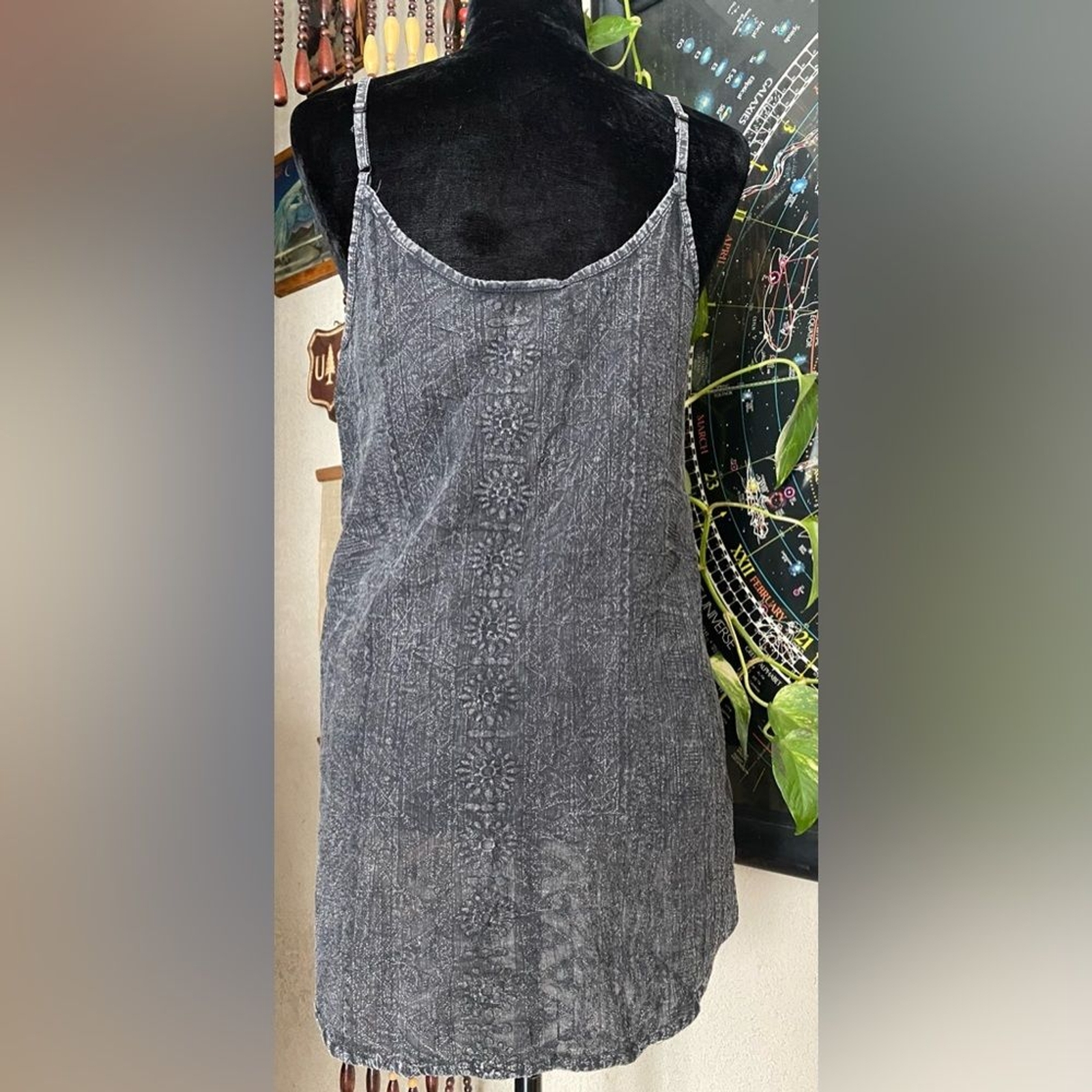 Vintage Angie 100% Cotton Tank Blouse. Adjustable straps. Made in India. S/M.