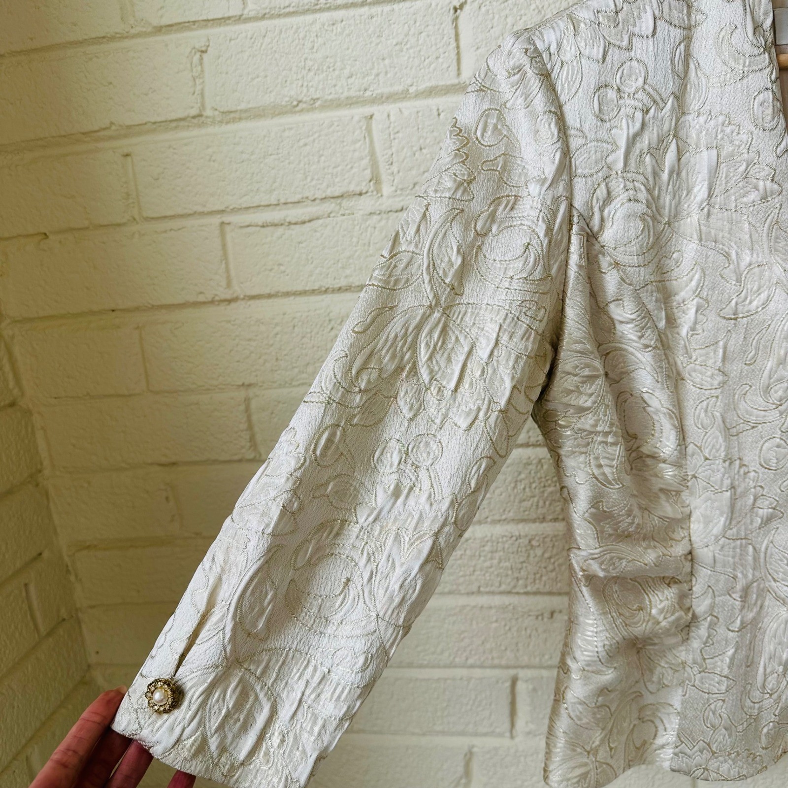 Vintage 80s J.R. Nites by Caliendo Gold Floral Brocade Evening Metallic Blazer