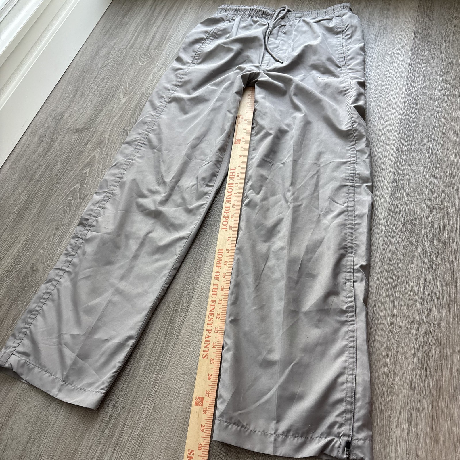 Nike Women’s Track Pants Grey Baggy Y2K Vintage Mesh Lined Ankle Zip Size S