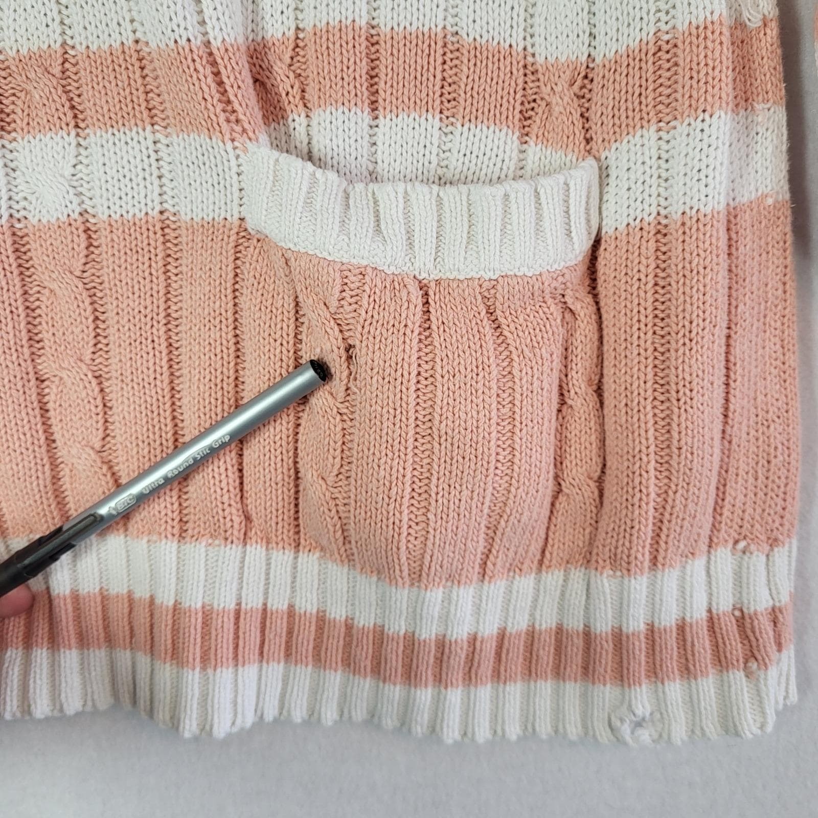 Vintage 90s Cable Knit Varsity Tennis Sweater Pink Cream Womens M Distressed