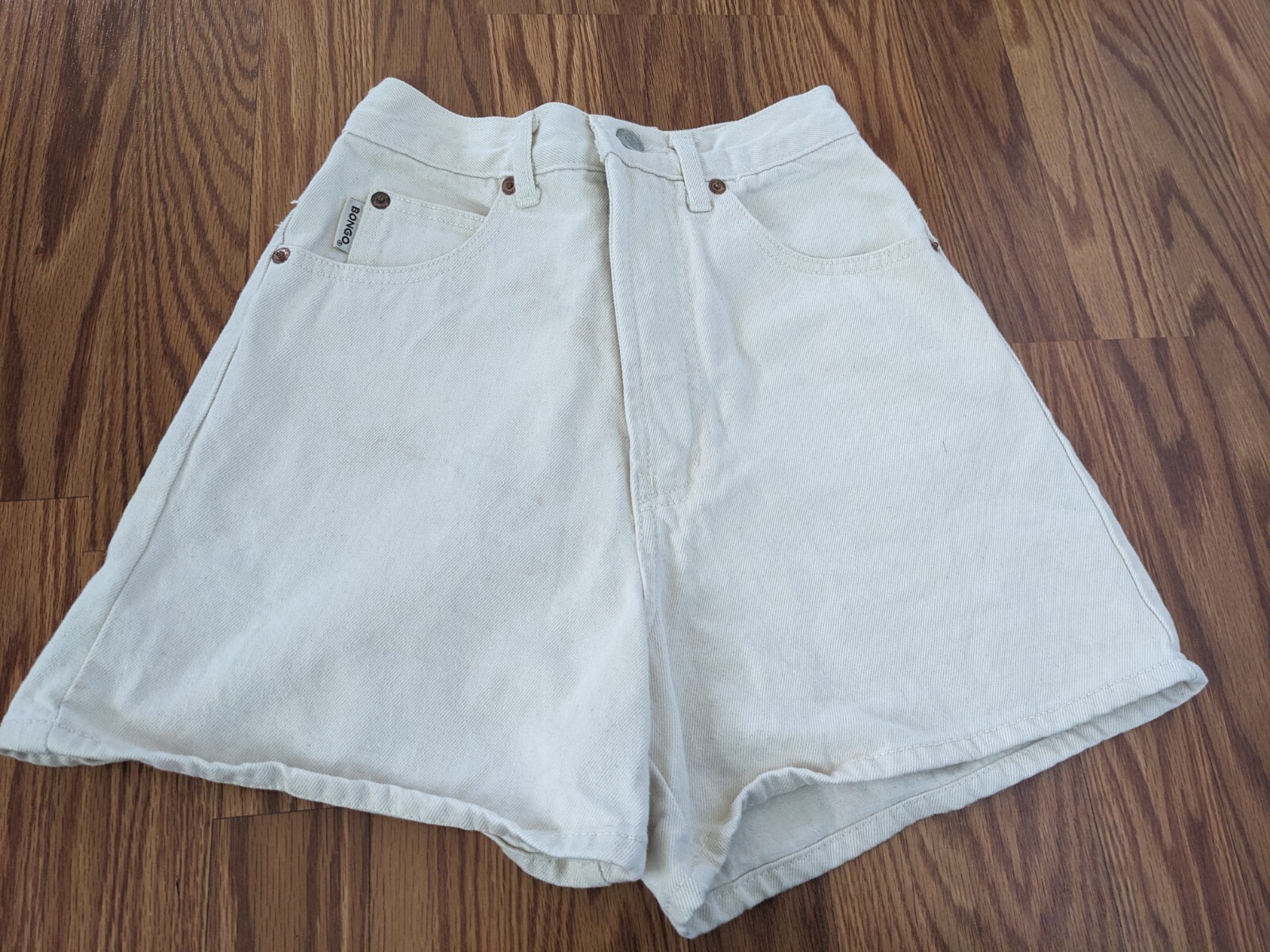 Vintage 90s BONGO super high rise Mom denim jean cream shorts Brass Plum USA 1