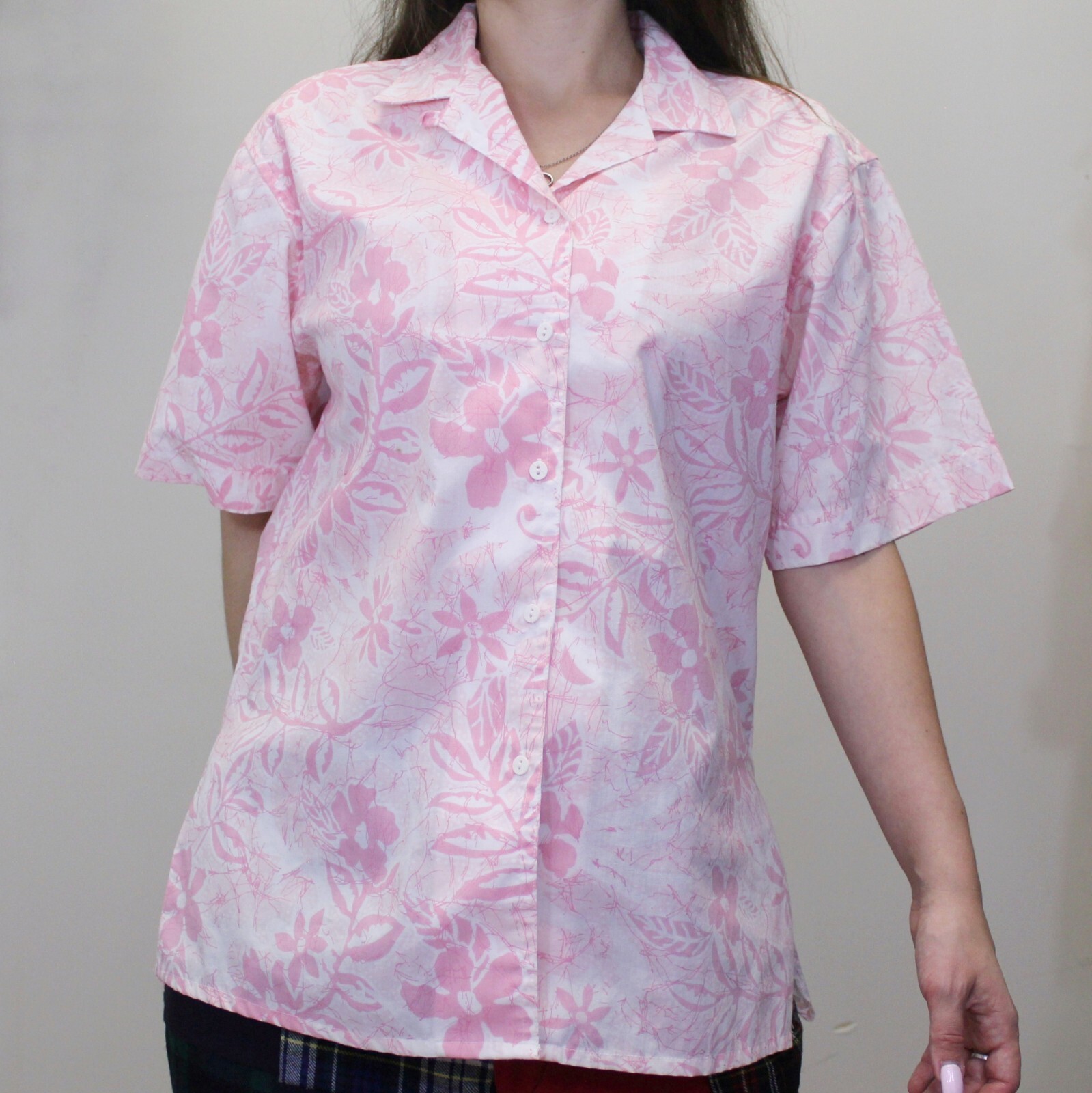 Vintage 70s Ladies Pink Hawaiian Shirt by Picket and Post