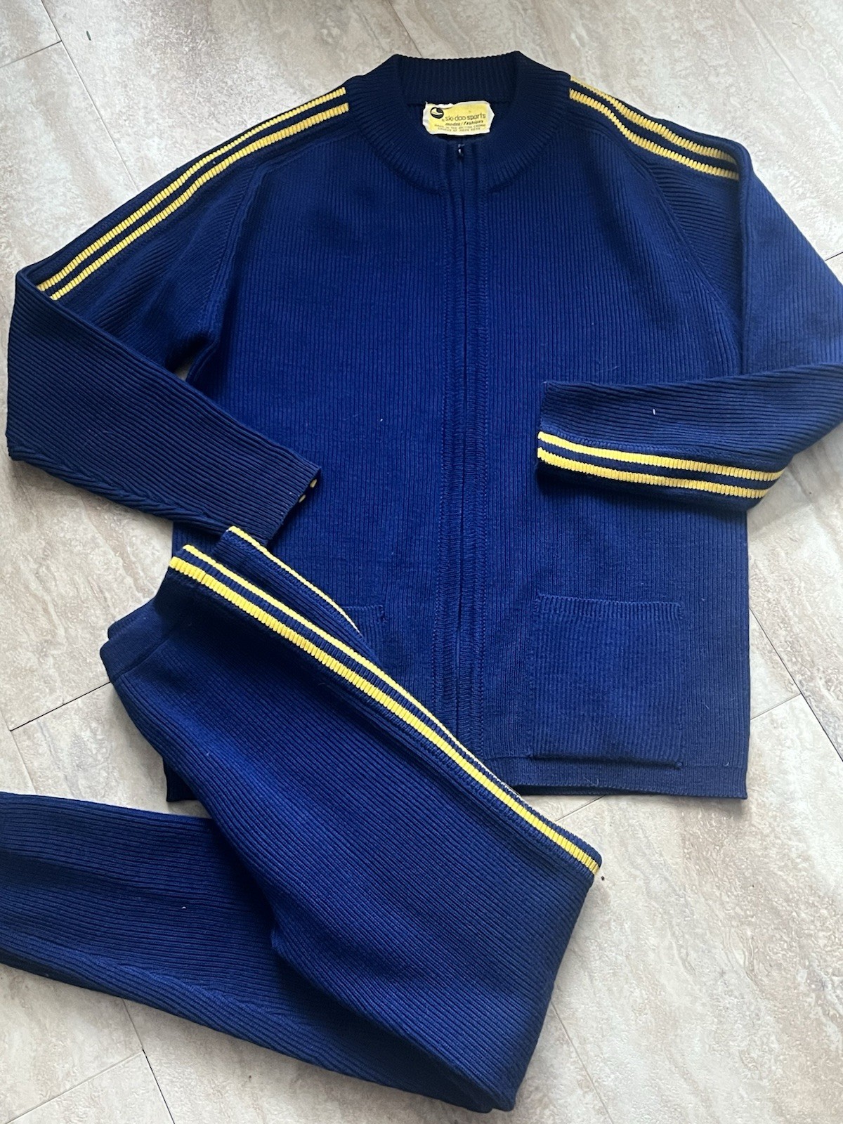SKI DOO Vintage 1970s Matching Wool Blue/Yellow Knit 2pc Set Sz Med-6/Small