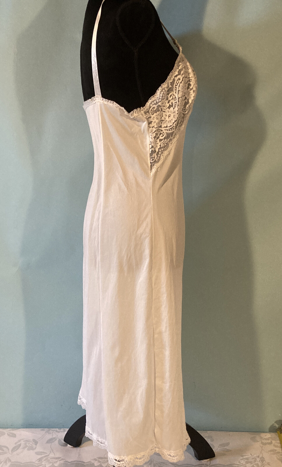 Vintage Wonder Maid Non Cling Ivory Full SLIP PIN-UP Size 36 Med see measurments