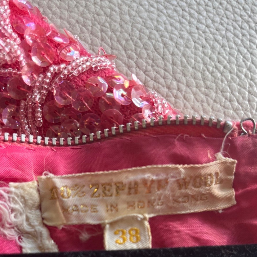 Sequin Tassel Zephyr Wool Vintage Med Hot Pink Mermaid Scale Beaded Tank Top