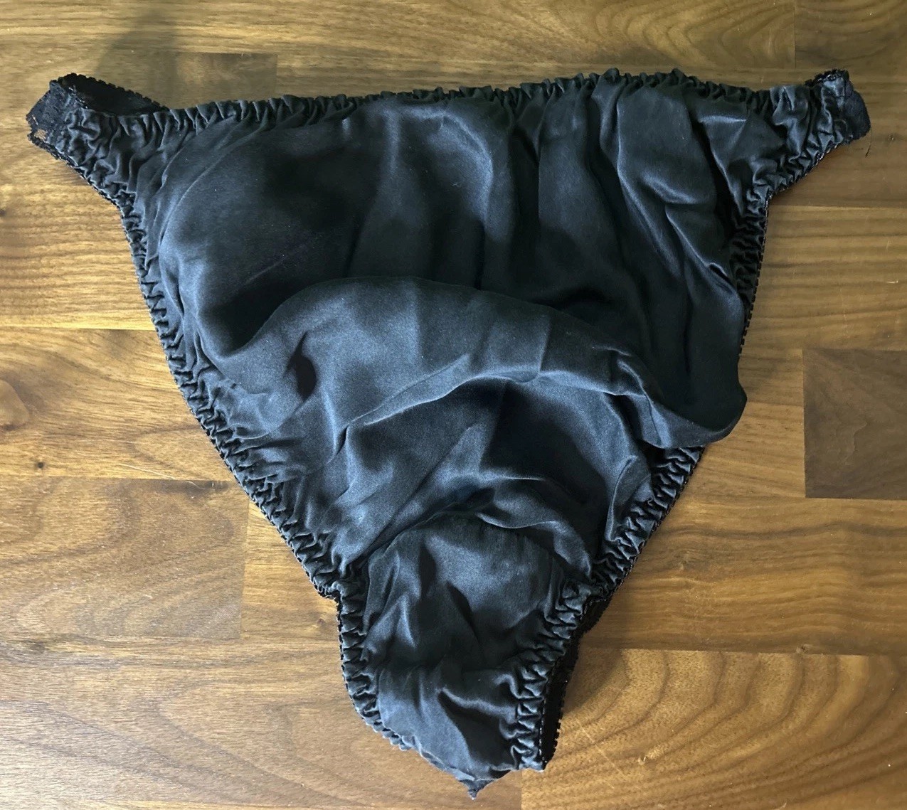 VTG Silkscreen Black Satin String Bikini Bow Panties Size L/7 Silk Shiny Soft