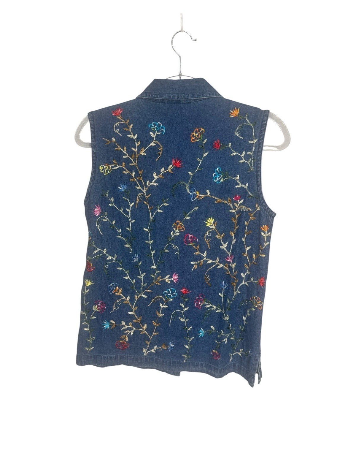 Vintage 90’s Denim Shirt Sleeveless Size M Floral Embroidery Cottage-Core Granny