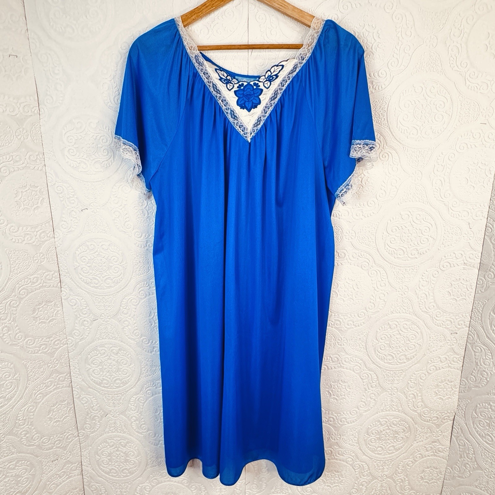 Vintage Coffee Time Night Gown Dark Blue White Lace Trim One Size Short Sleeve