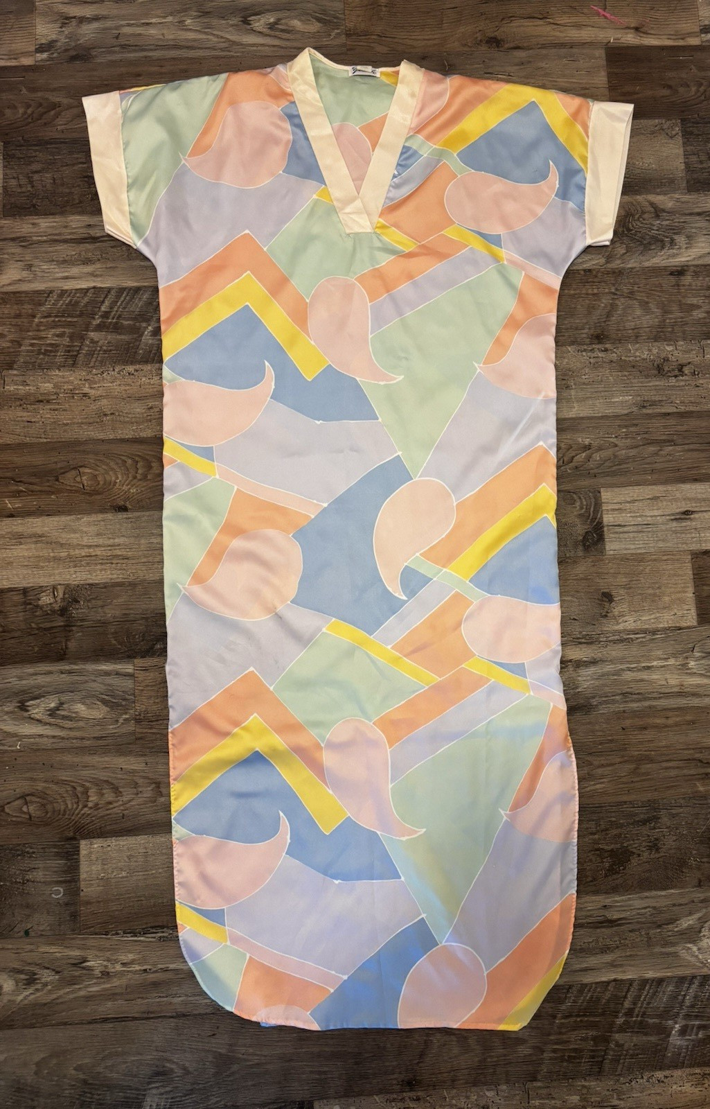 Vtg Yolande Kaftan Dress Geometric Print Peach Petite Small/Med Nightgown