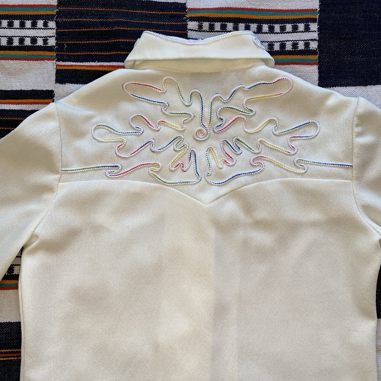 Vintage 1970’s Aldens Fashions Button Up Embroidered Button Up. Size S/M. Rare.
