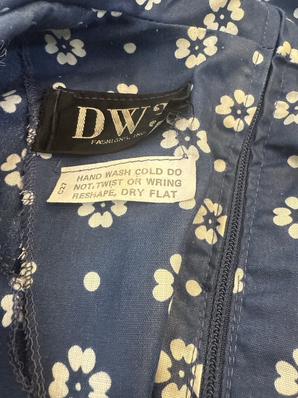 Vintage 1970s DW3 David Warren Collared Dress Navy & White Floral Belted Sz S/M