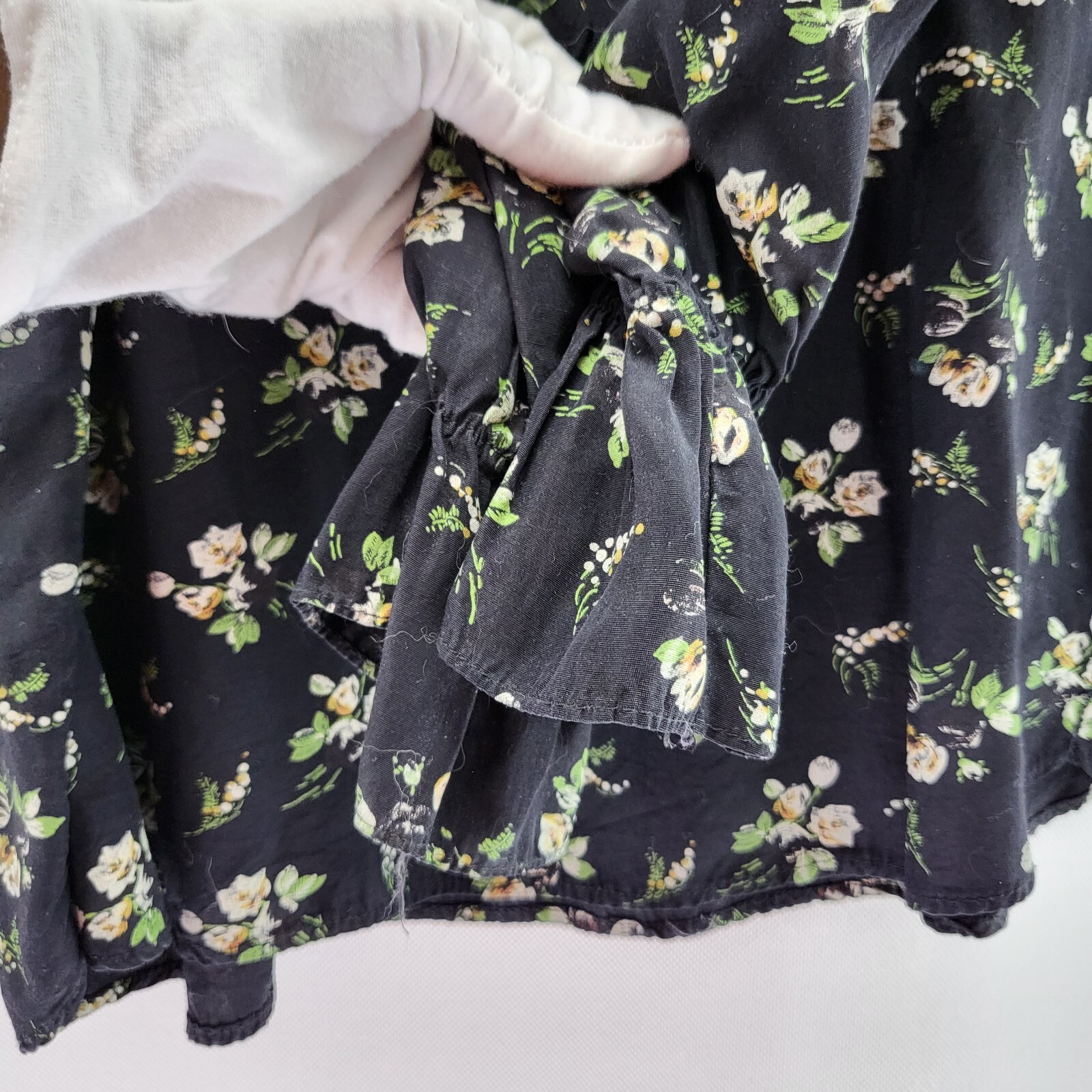Vintage Anxiety Women Chest Size 46 inches Multicolored Floral Blouse