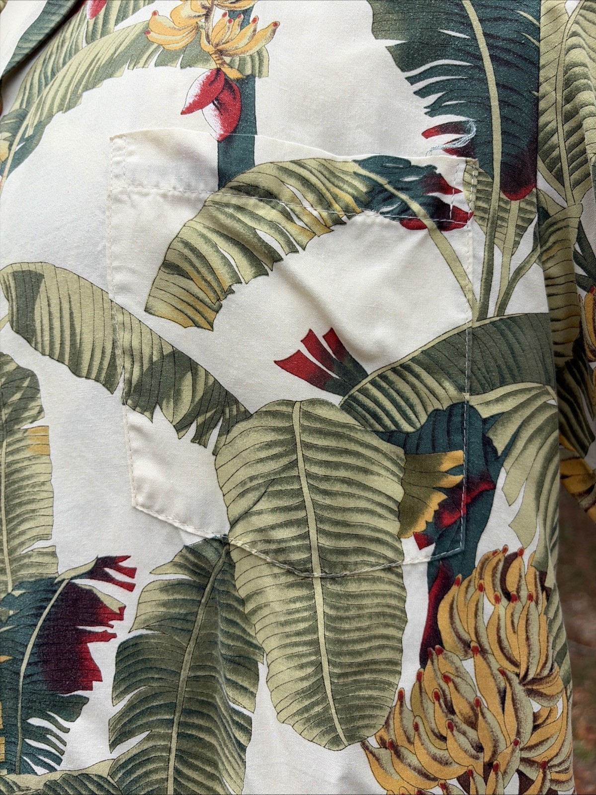 Paradise Found Vtg Hawaiian Shirt Bananas Palms M Green Red Button Cotton HOLE