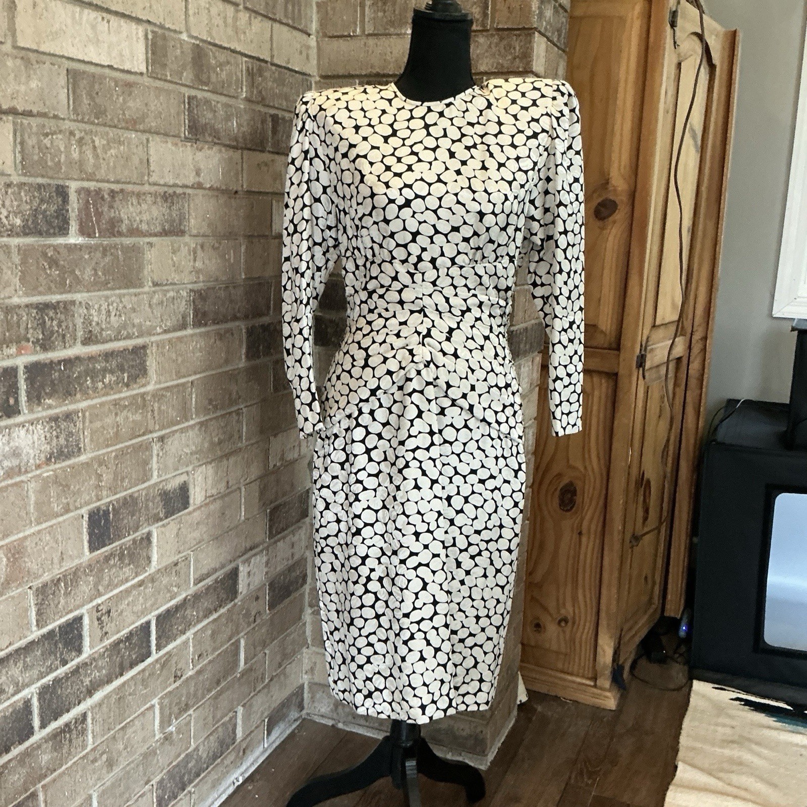 80s VTG Adrianna Papell 100% Silk Black White Dot Ruched Midi Dress Sz 10 #14D8