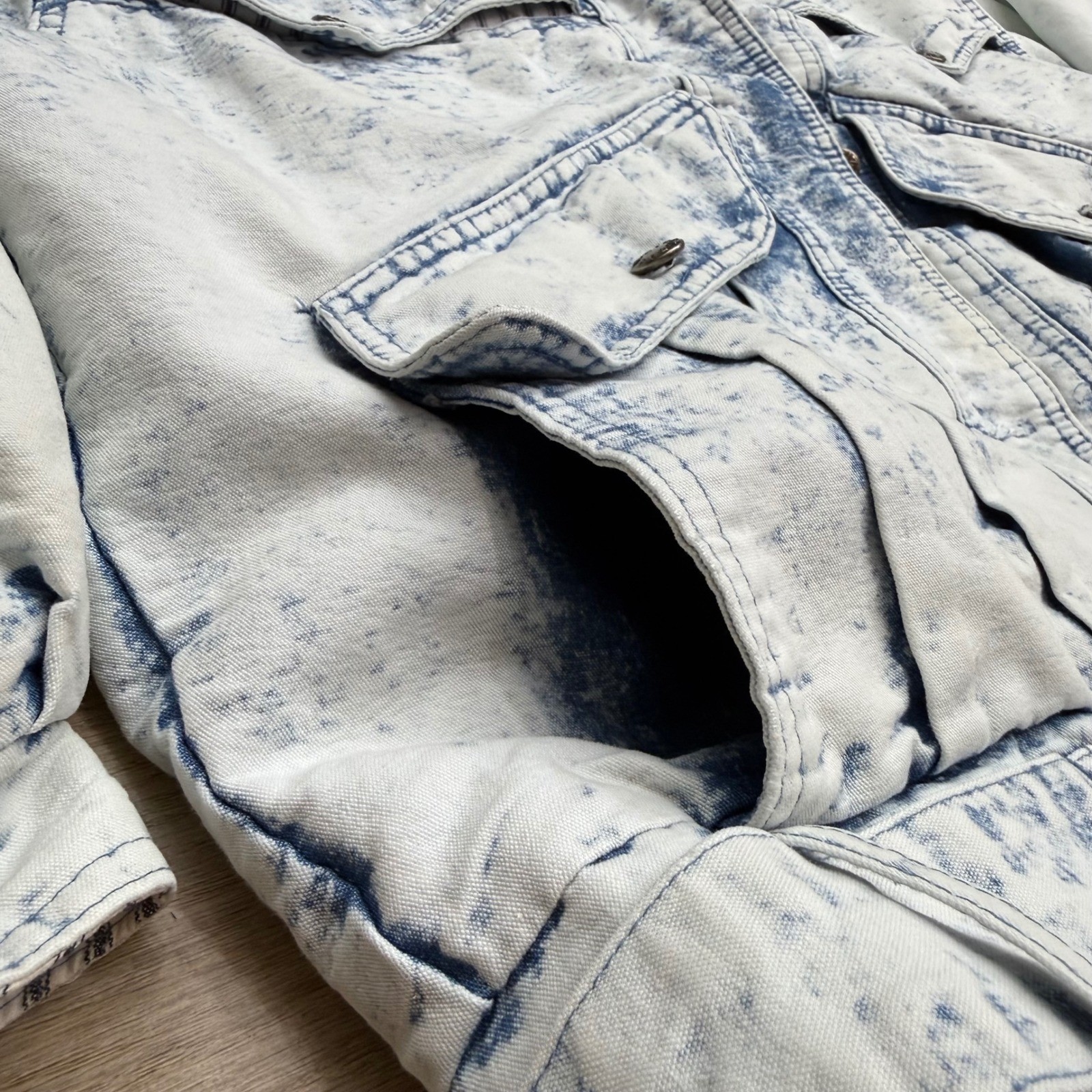 Vintage Izzi Blues Acid Wash Denim Bomber Jacket Distressed Blue Jean Grunge 80s