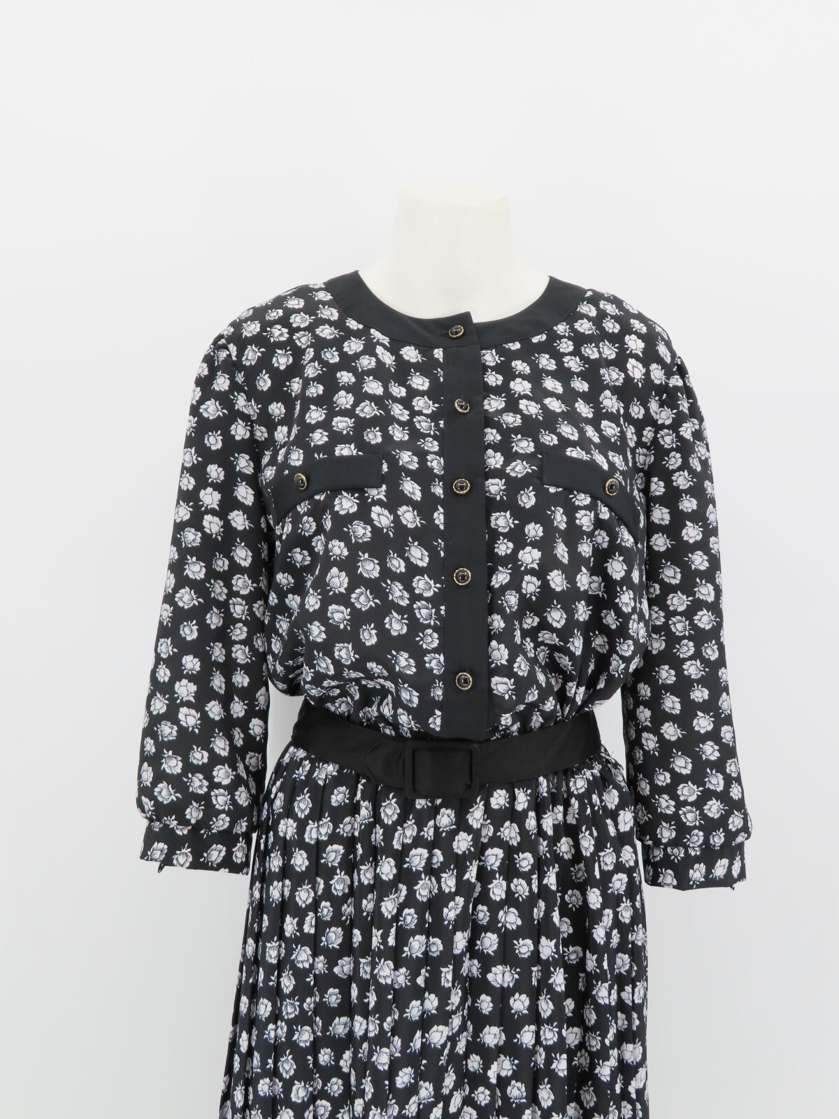 VTG 80s Breli 3/4 Sleeve Black White Floral Midi Dress Made in USA Gold Buttons