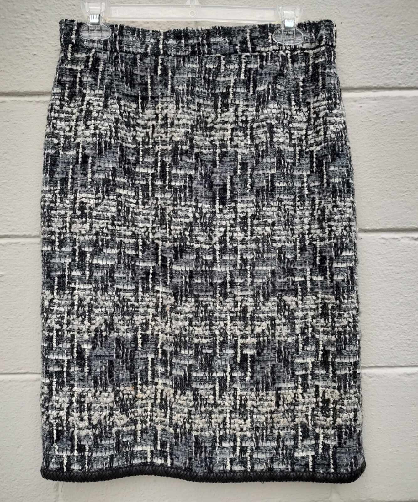 Escada 2 piece 1980’s Boucle Tweed Skirt & Pullover Sweater Set SZ EU40 US14