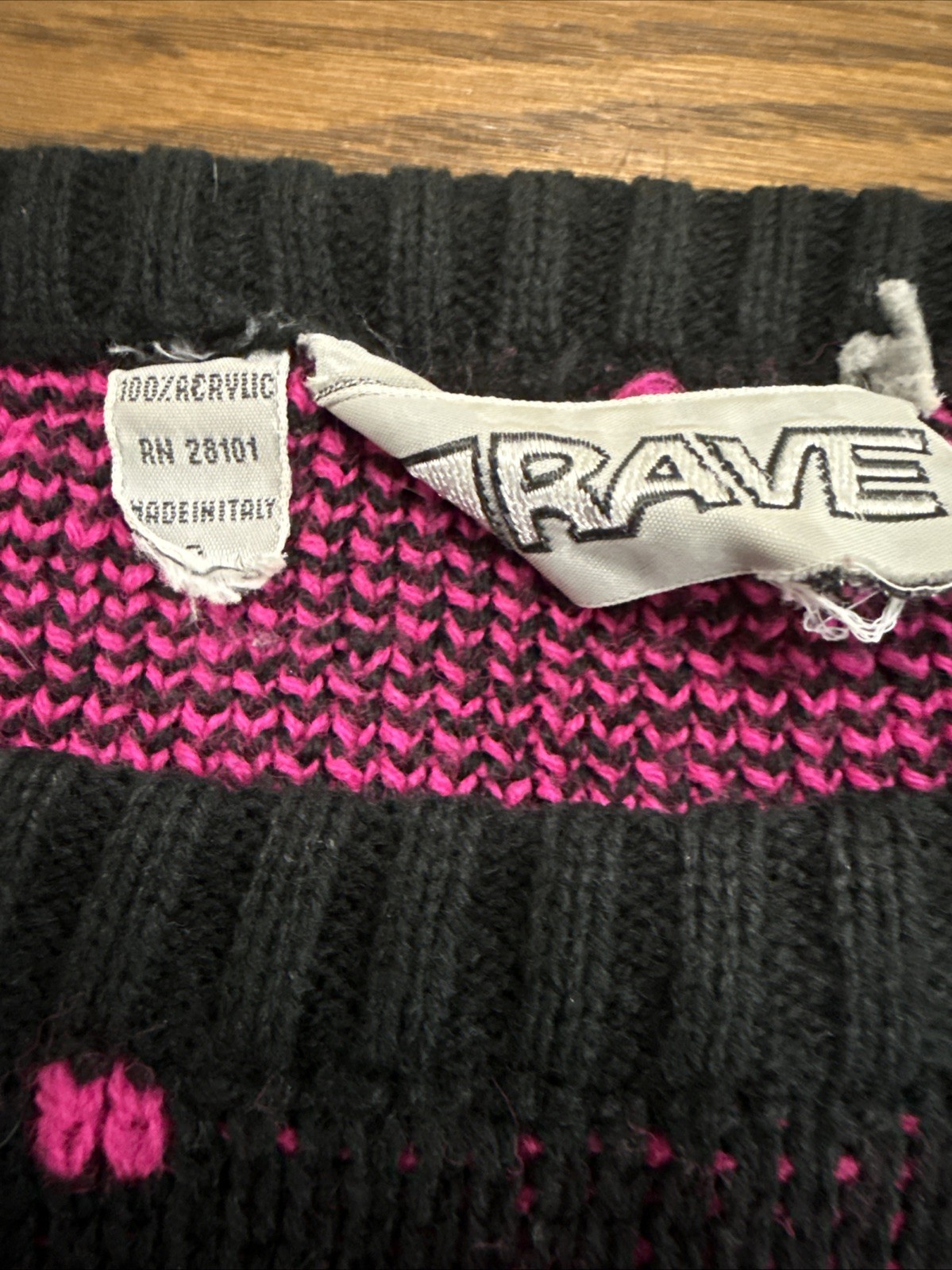 Rave Brand Vintage 80s Graphic Sweater Pink Black Retro Neon Geometric