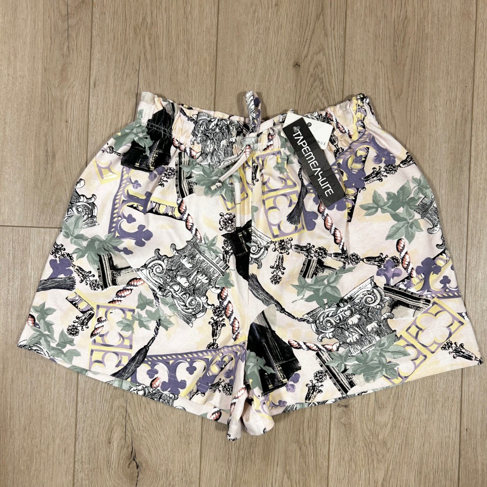 Vintage Baroque Architectural Maximalist Print Shorts Saks Fifth Avenue M/L