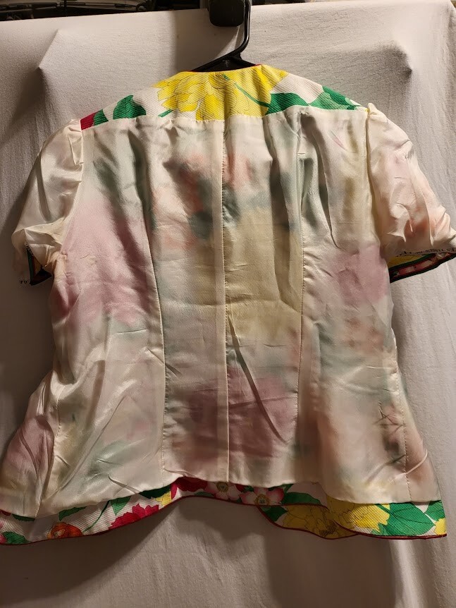 VINTAGE Leonard Paris Floral Print White Short Sleeve Cuffed Top VTG 70s 80s 90s
