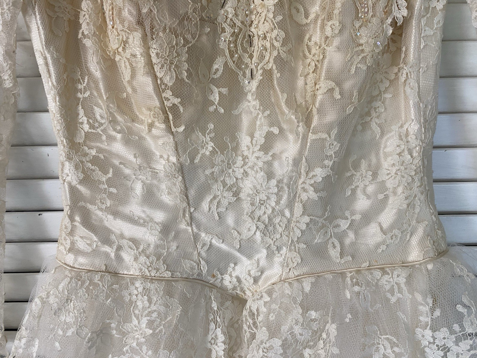 1950’s Tea Length Floral Lace DESIGNER Rockabilly WEDDING PARTY DRESS