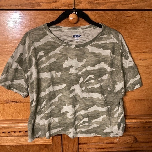 Old Navy Y2K Green Camo Slub Knit Crop Tee Shirt Womens Medium Streetwear 90s