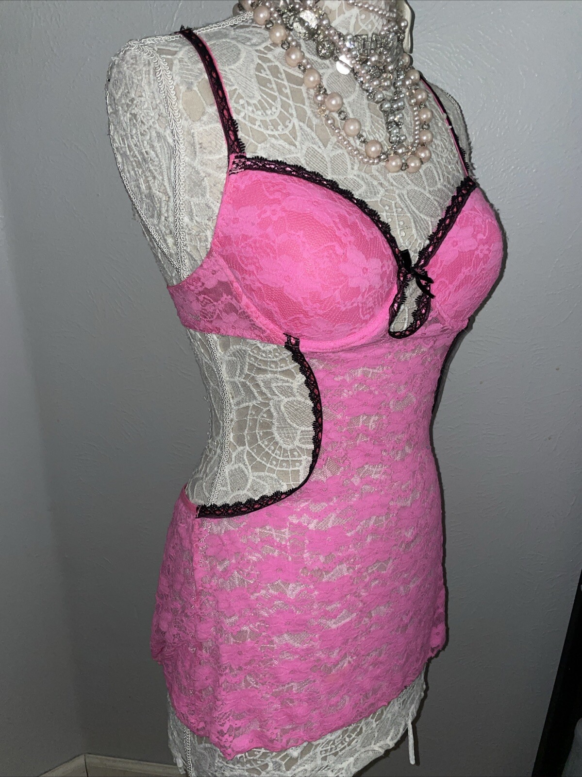 Pink Maid Womans L NIGHTIE LINGERIE Push Up Bra Open Sides Skirted Lace Cosplay