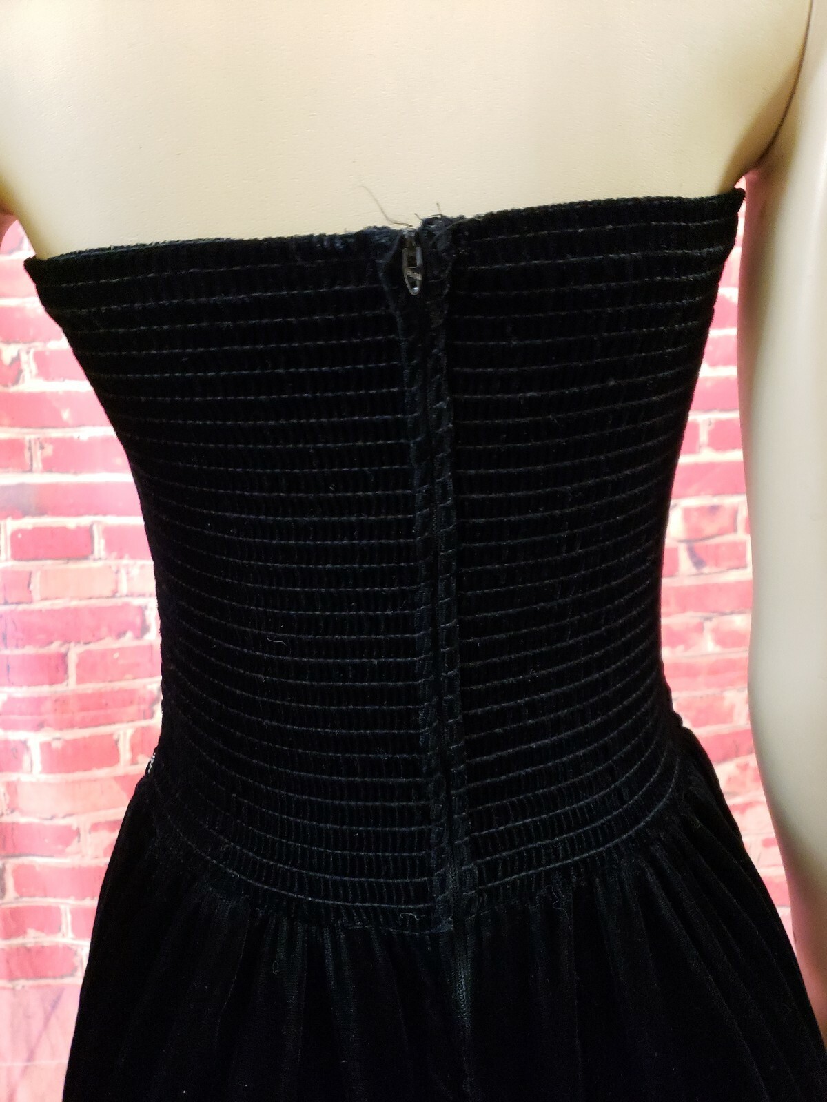 Positively Ellyn | Union Made Vintage Velvet Black Strapless Women’s Dress 7/8