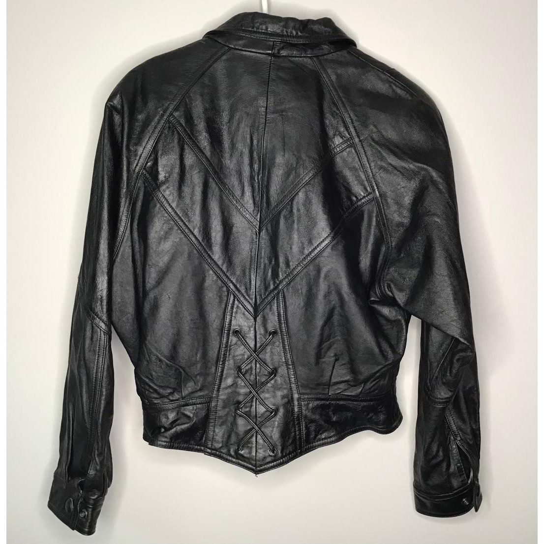 Vintage Wilsons Black Leather Moto Jacket Thinsulate Tie Up Back Biker Coat Sz S