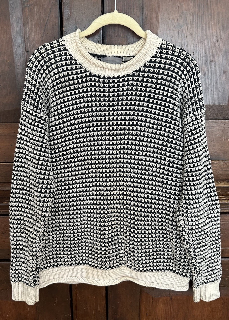 Vintage Women’s Textured Lightweight Novelty Stitch Sweater Cotton Black/Cream M