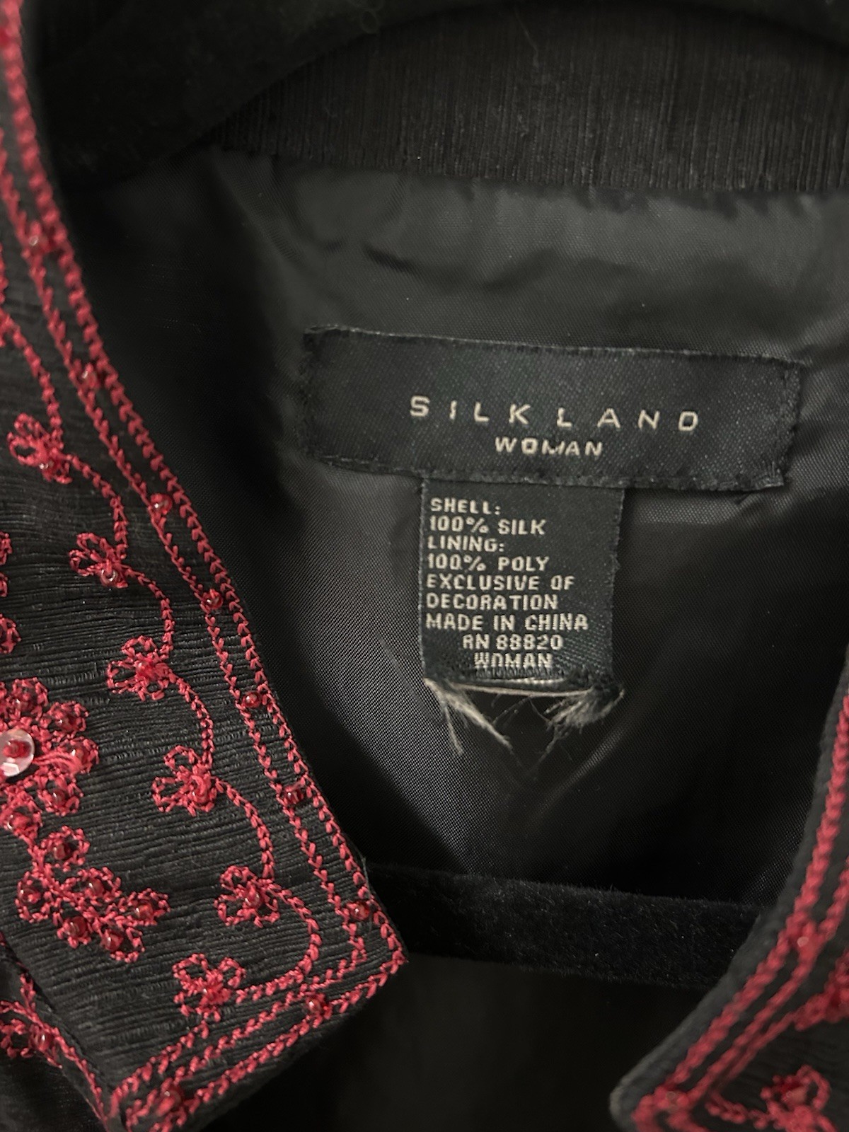 Ladies Silk Land Silk Black Size 2x-3x Jacket With Red Embroidery