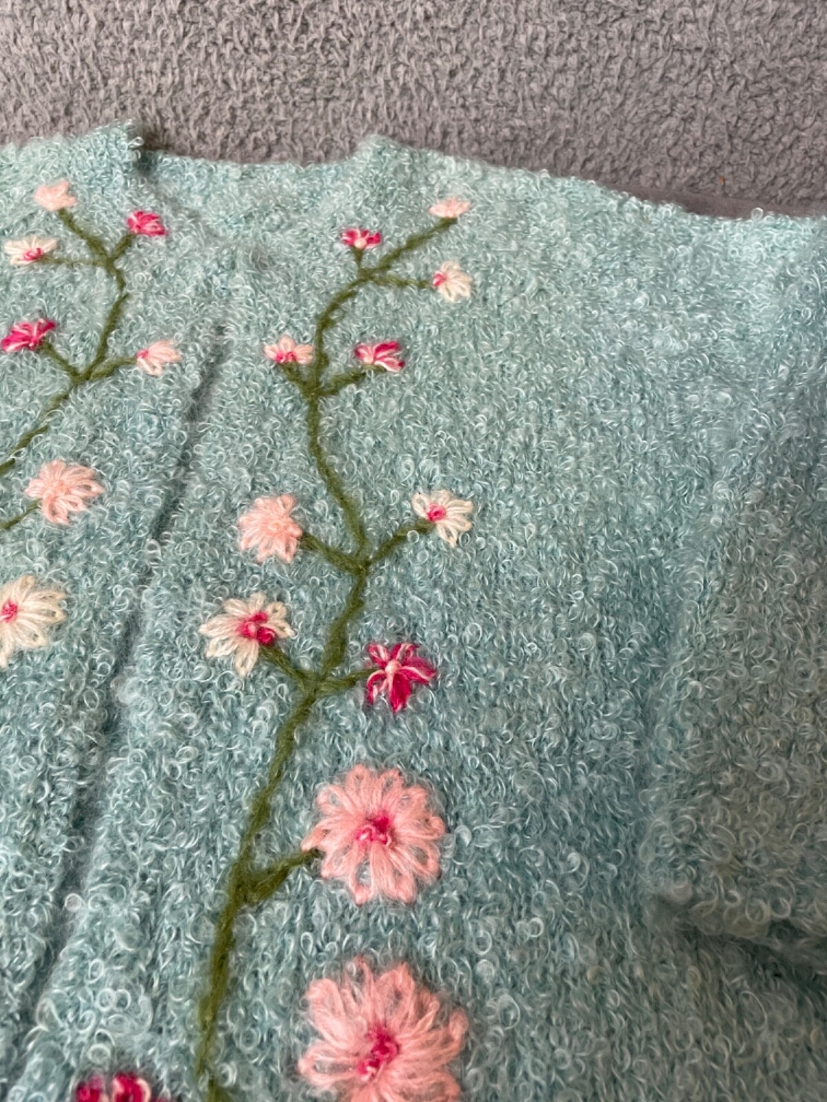VTG Artisan Made Hand Knit Cardigan Sweater Womens S/M Aqua Pink Floral Nubby
