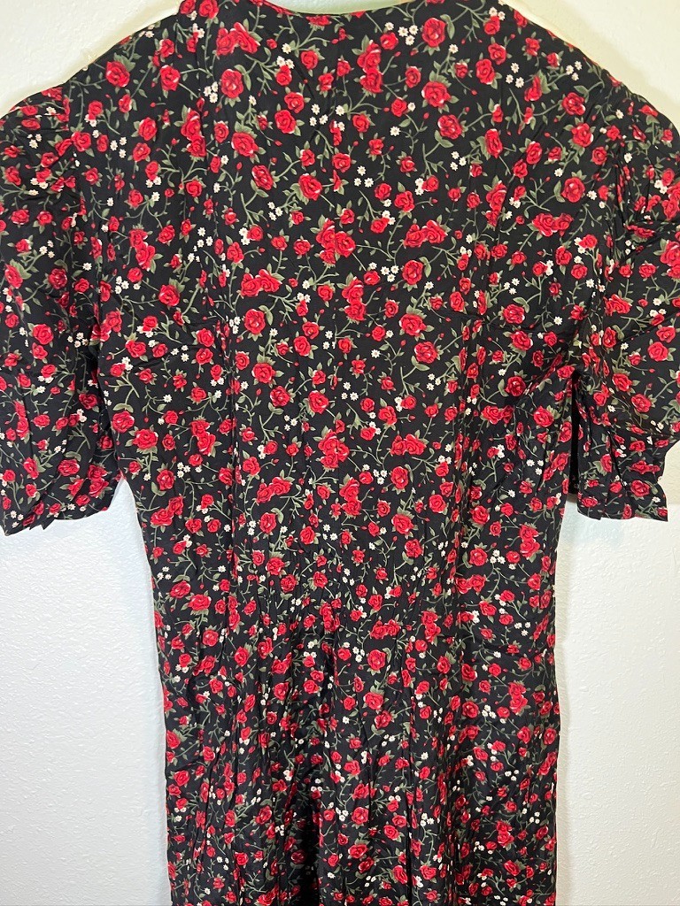 Vintage Dress Caroline Wells Floral Prairie Cottagecore Modest Midi Red Rose