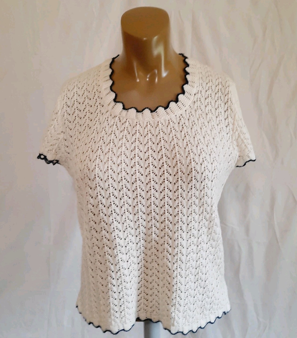 Vintage Billie Jo Knit Scalloped Neckline Contrasting Trim Cottagecore Sweater